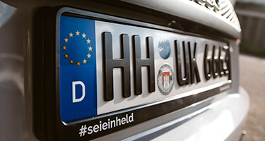 3D-Kennzeichen: Nummernschild aus Kunststoff - AUTO BILD